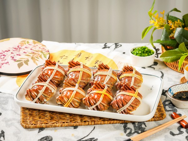 大闸蟹怎么挑选和蒸煮？实用技巧让蟹更鲜美