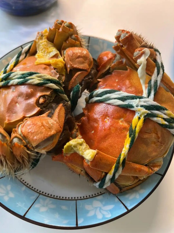 吃阳澄湖大闸蟹的最佳季节和方法